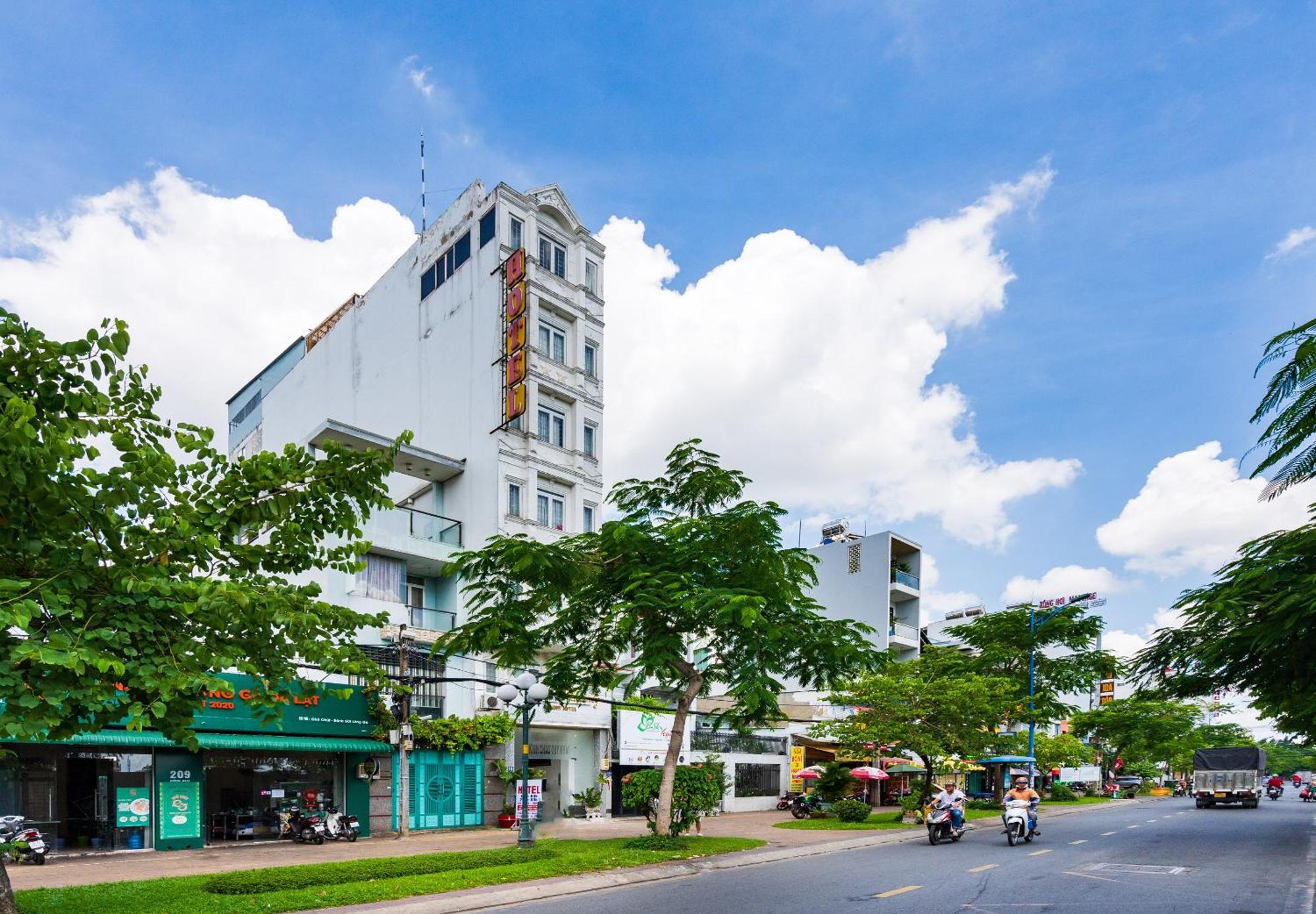 Mai Phuong - Ruby Saigon Hotel Ho Şi Min Dış mekan fotoğraf
